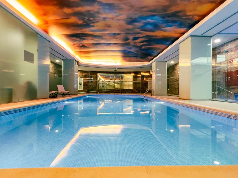 Piscina interior VIP Executive Entrecampos Hotel & Conference Lisboa Piscina interior VIP Executive Entrecampos Hotel & Conference Lisboa